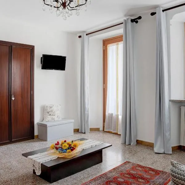 Pin e cele, hotell i Dronero