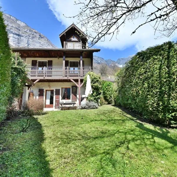 Maison Avec Jardin 6-12 Personnes, hotel sa La Balme-de-Thuy