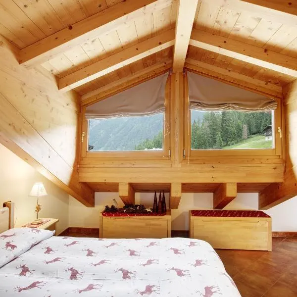 Casa Michela Mansarda, hotell i Valfurva