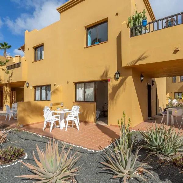 Casa Piña Colada, מלון בקורלחו