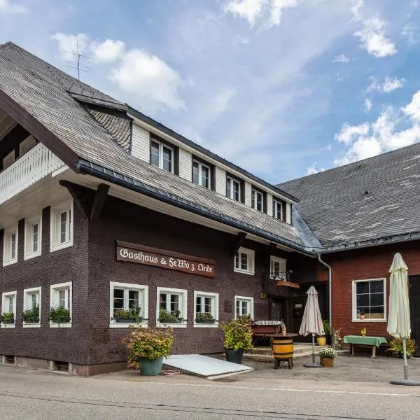 Gasthaus zur Linde und Fewo – hotel w mieście St. Blasien