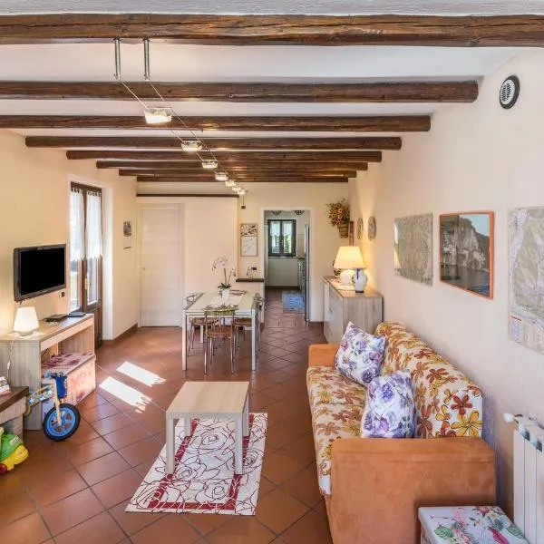 Casa Vacanza Anna, Hotel in San Bernardino Verbano
