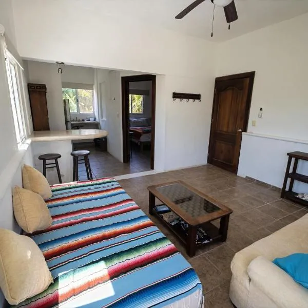 Casa Hokol Departamentos con Alberca, hotel v destinácii Telchac Puerto