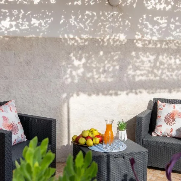 Villetta a San Foca, hotel u gradu San Foka