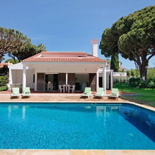 Villa Lynn - Quadradinhos, hotell sihtkohas Almancil