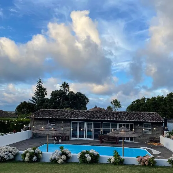 Cozy Cottage, hotel Praia da Vitóriában