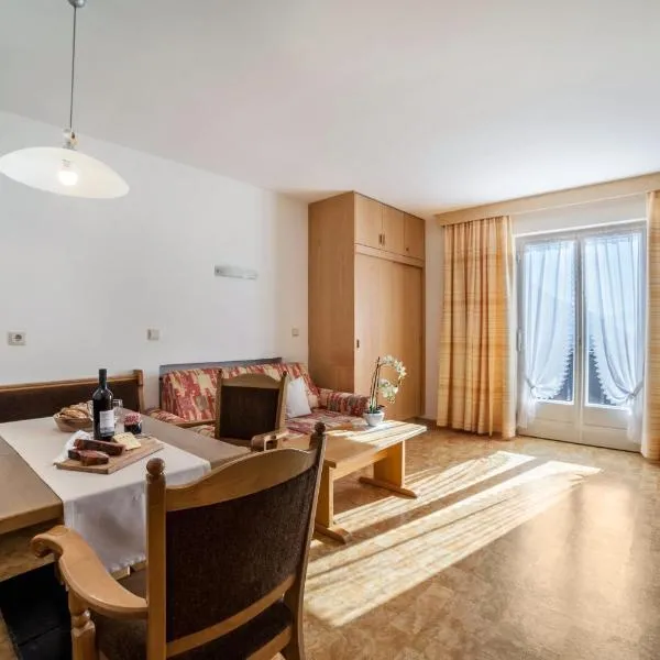 Residence Pichler Apartment 2, hotel en San Leonardo in Passiria