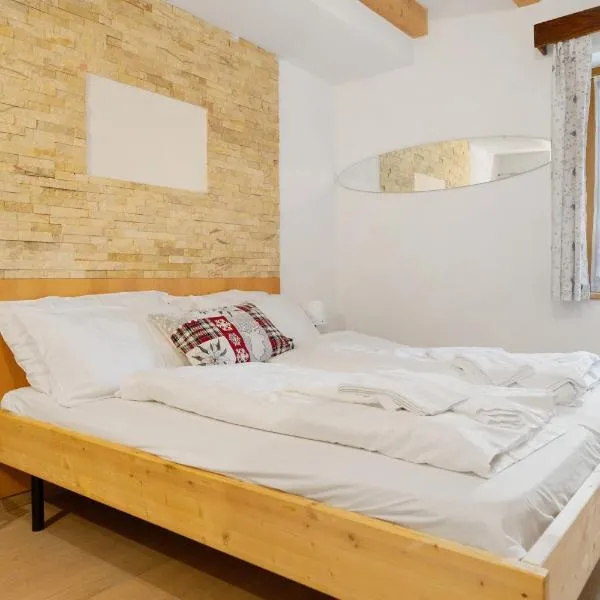 Apartment Goldener Schnee Tesero, hotel a Tesero