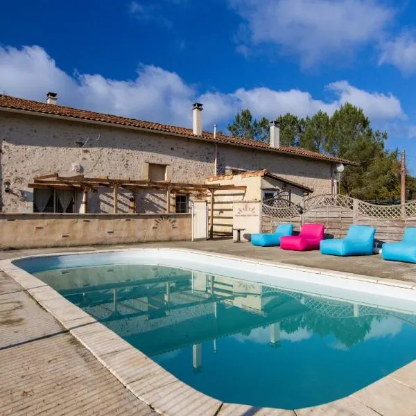 L'Ecurie, hotel u gradu Guizengeard