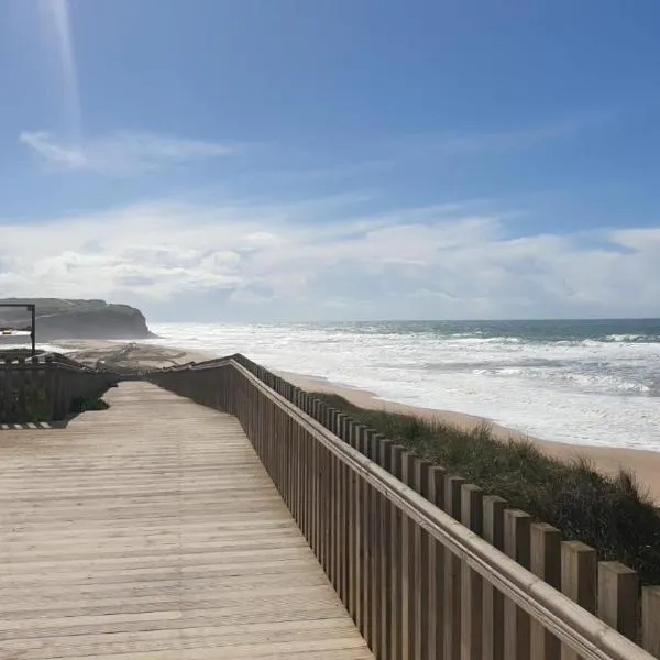 Praia Azul Beach and Sun, hotel en Silveira