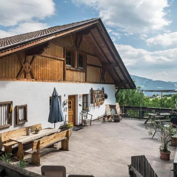 Woehrmannhof Apt Birnblüte, ξενοδοχείο σε Feldthurns