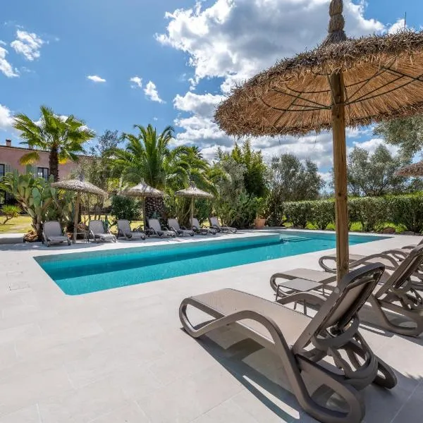 Redonda 2, Hotel in Costitx