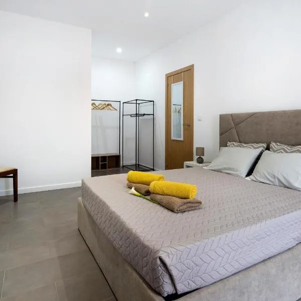 Capelas Pdl Apartment, hotel in Capelas