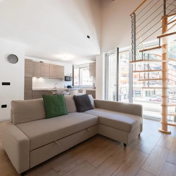 Appartamento Jubilant Immobilux, Hotel in Comano Terme