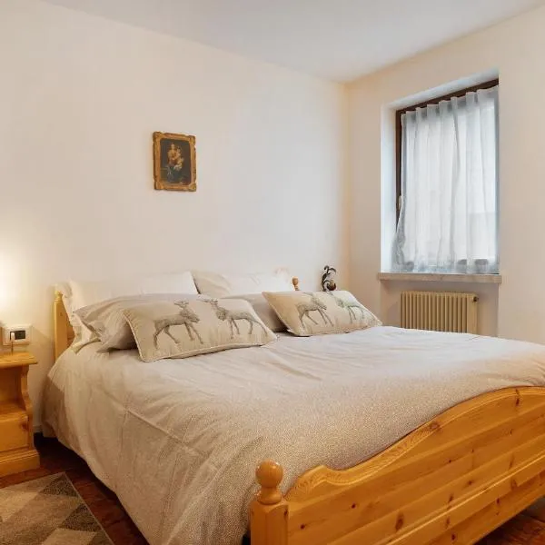 Appartamento Eva, hotel u gradu Folgarija