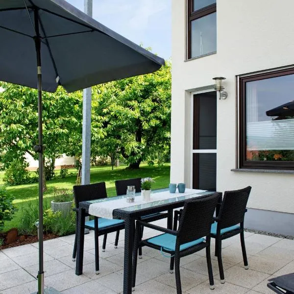 Ferienwohnung mit Terrasse, hotel din Salem