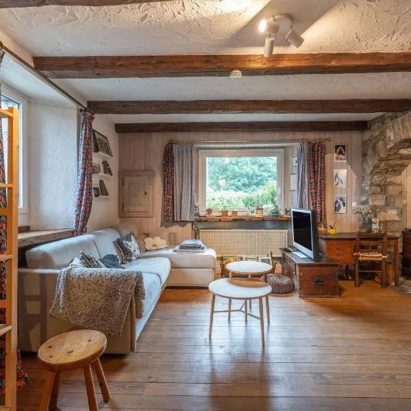 Magnifique Chalet aux Carroz, hotel a Arâches-la-Frasse