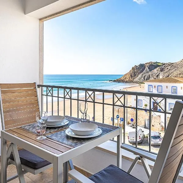 Beach Apt 1 In Burgau, отель в городе Бургау