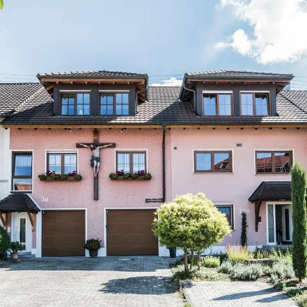 Ferienwohnung Heilsbergblick, hôtel à Hilzingen