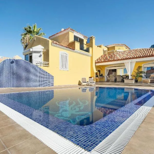Villa Romano, Hotel in Adeje