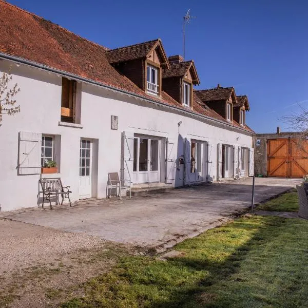 Chambres D'hôtes Le Petit Puits – hotel w mieście Cheverny