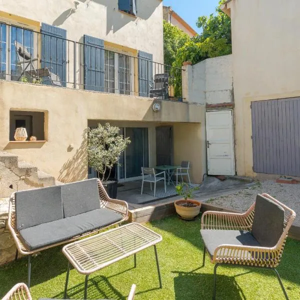 Au pied de la Sainte Victoire, Hotel in Puyloubier