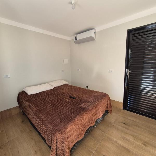 Casa com piscina em Maringá - Foto 2