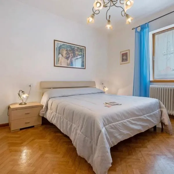 Camera Meridiana, hotel di Roncone