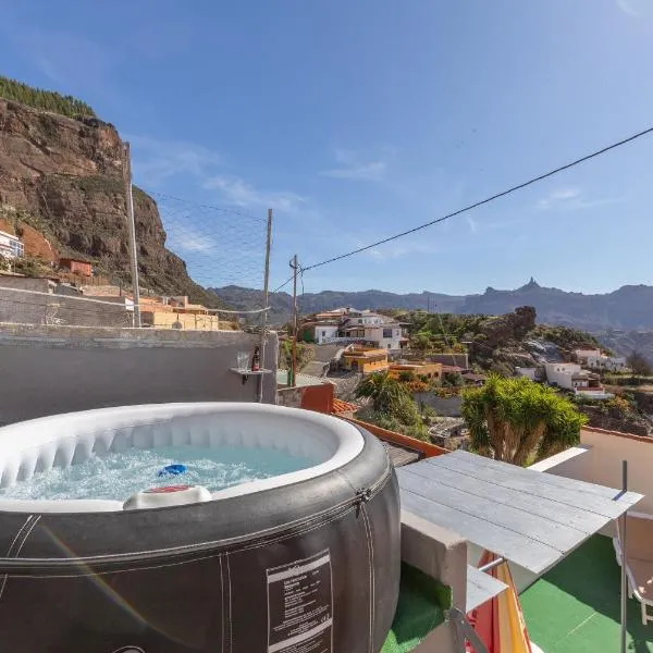 Casa Lea Artenara، فندق في أرتينارا