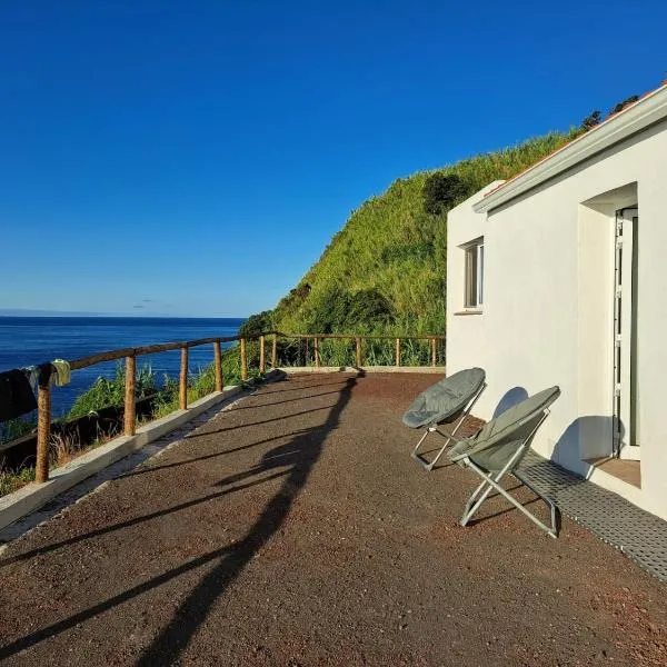 Baía do Porto das Lajes, hotel in Lajes das Flores