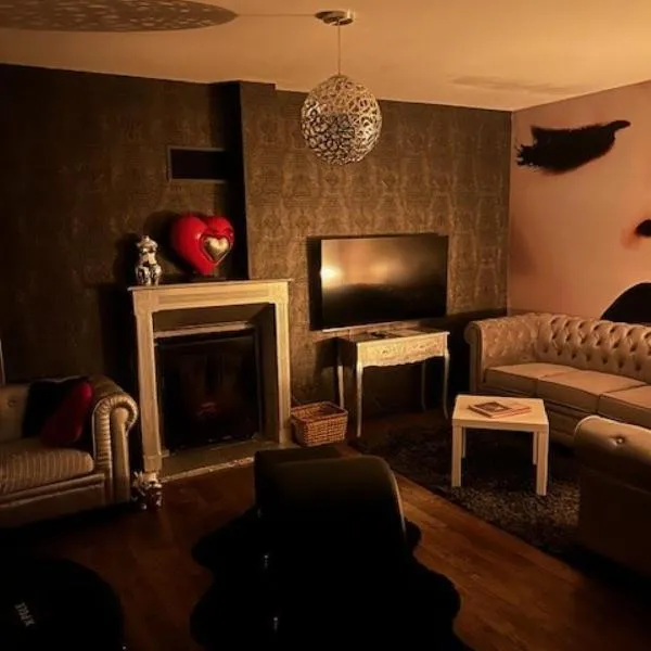 Escapade Coquine, hotel u gradu Ploërmel