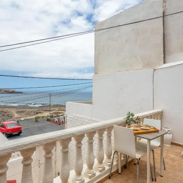 Beach House el Poris 2, hotel in Poris de Abona