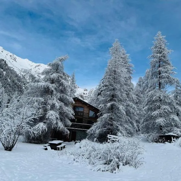 Gite l'Esquirol, hotel en Belvédère