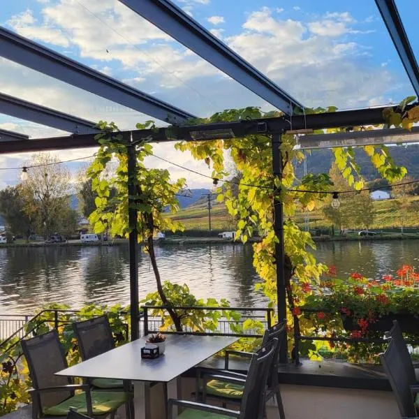 Hotel Haus Burg Metternich, hotel em Beilstein