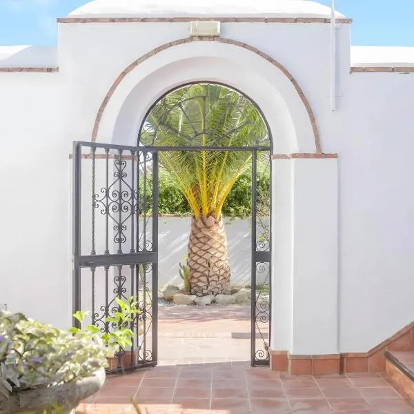Cartuja Rural, hotel in Barbate