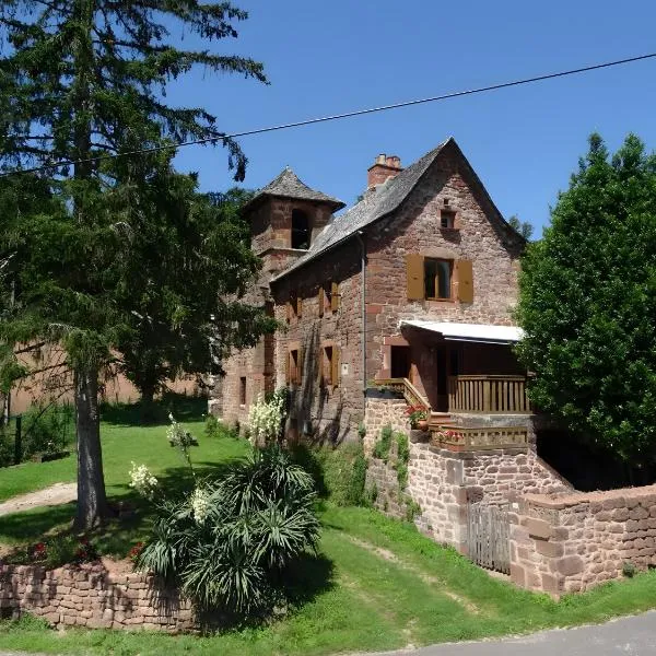 Gite De Ségonzac – hotel w mieście Villecomtal