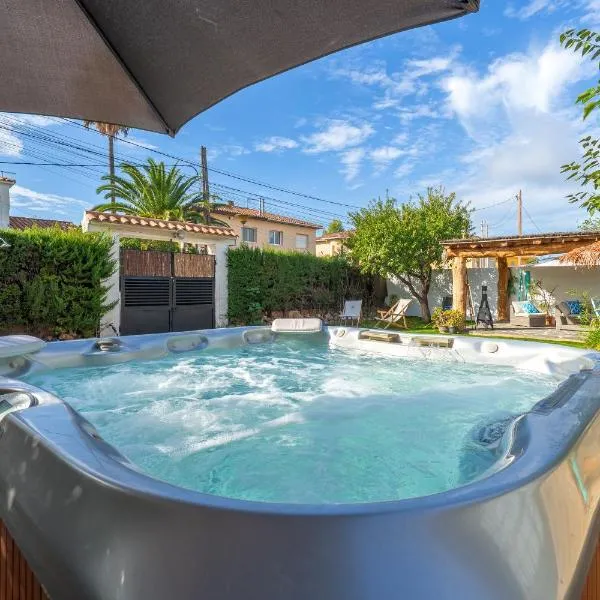 Beach house, hotel di Torredembarra