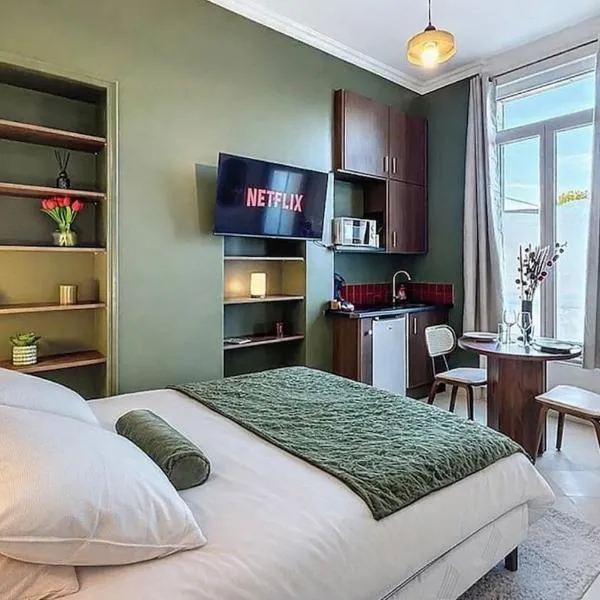 Le Studio du Chateau, khách sạn ở Bréviandes