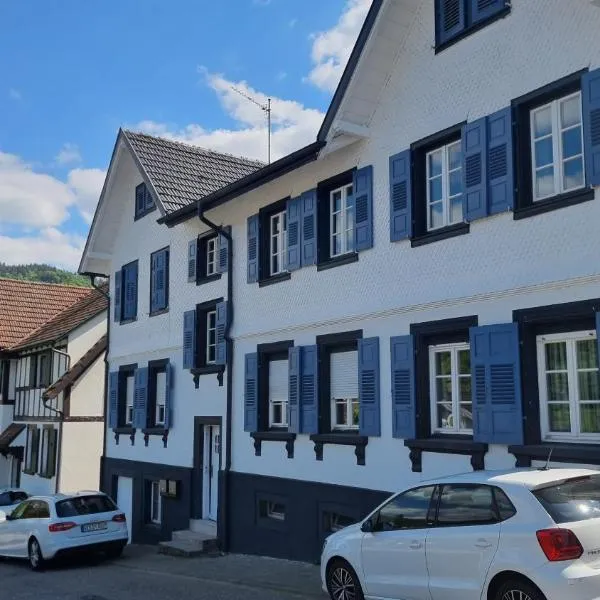 Ferienhaus Bühlertal mit 3 Fewos, Hotel in Bühlertal
