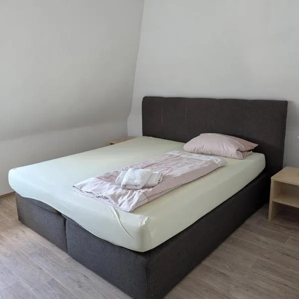 Ferienwohnung Beck, готель у місті Ансбах