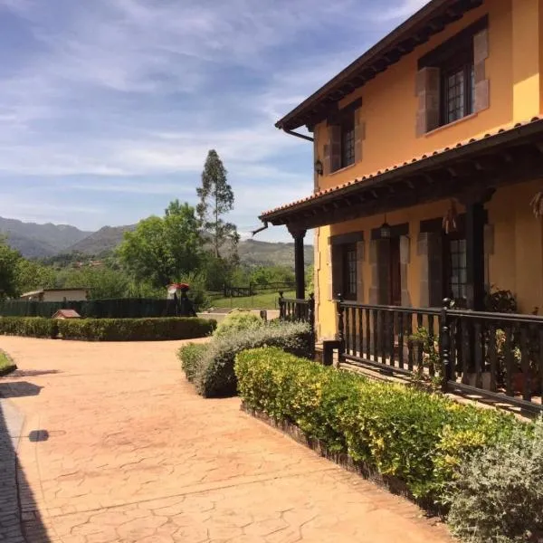 Los Avellanos Casa 1, hotel en Celis