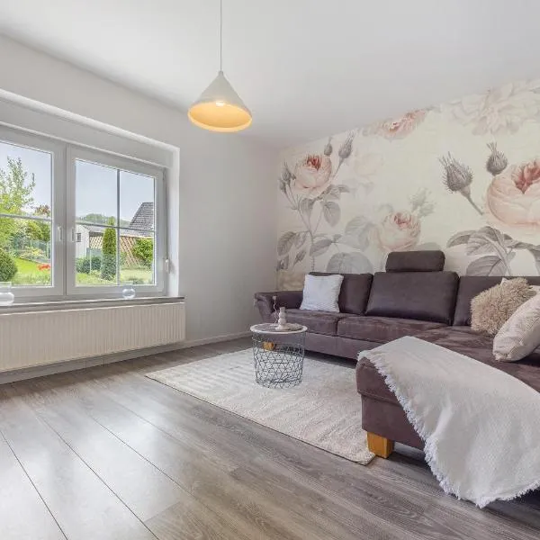 Haus am Garten, hotelli kohteessa Brunkensen