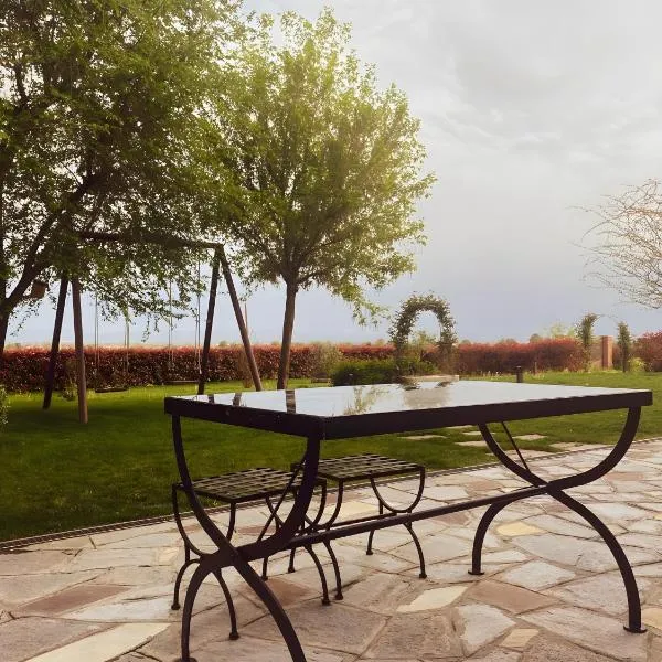 Le Zucche Vuote, hotel v destinácii Quargnento