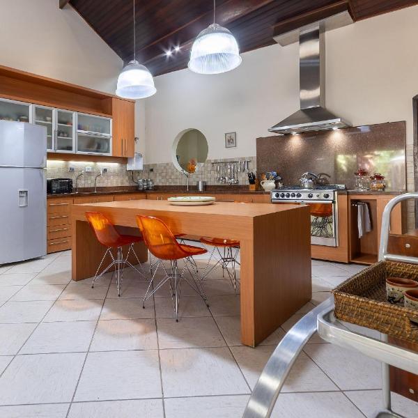 Casa Flamboyant 3 Suítes c/ Piscina e Jardim Amplo - Foto 5