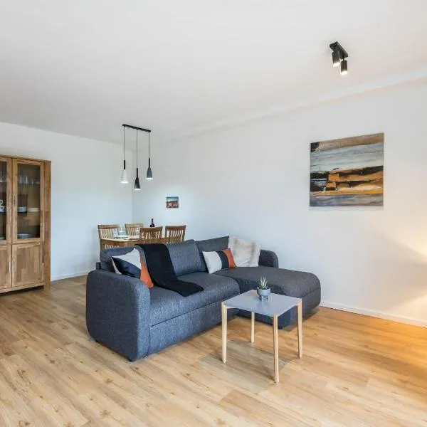 Zum Krähenholz Wohnung 9, hótel í Husby