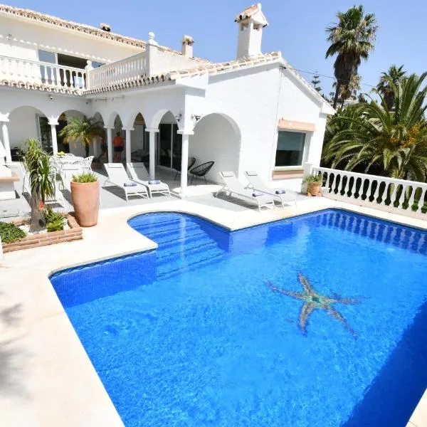 Villa with separate apartment, hotel i Mijas Costa