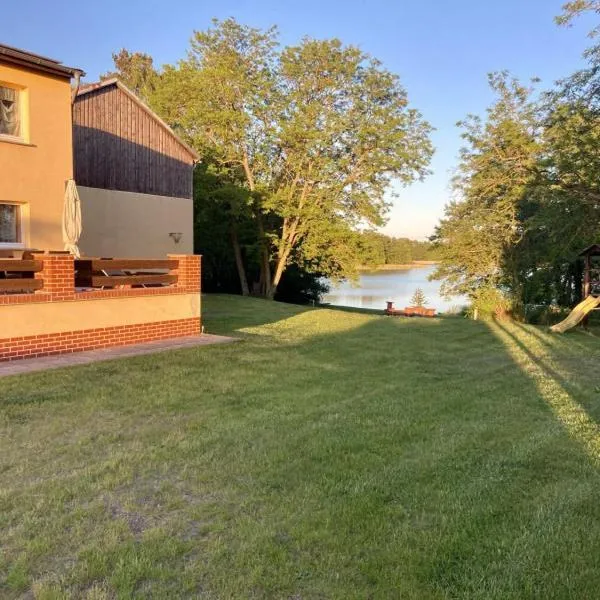 Ferienwohnungen Zur Biberburg, хотел в Friedrichswalde