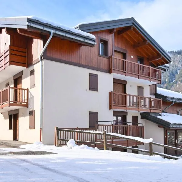 Les Marmottes - Piscine et Sauna, hotell i Flumet