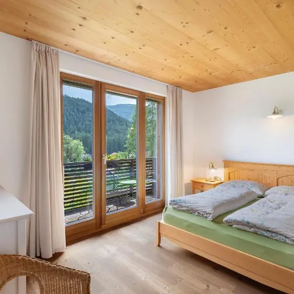 Silbernagl - Monolokal mit Ausblick, khách sạn ở Issengo