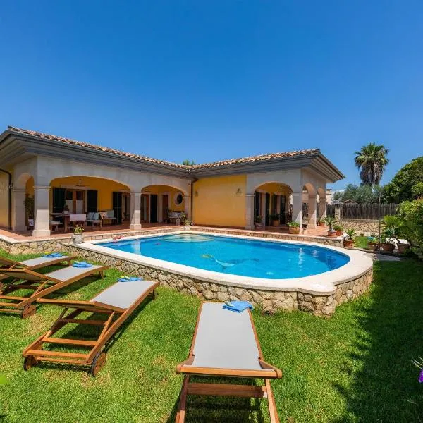 Ca Na Rosa, hotel v destinaci Alcúdia